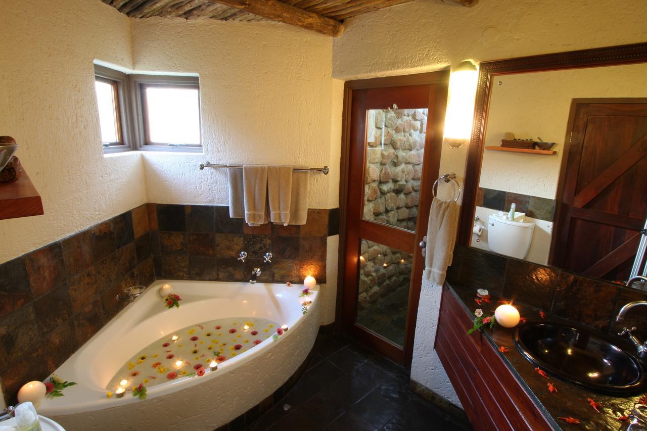 Tau Game Lodge Madikwe Game Reserve Dış mekan fotoğraf