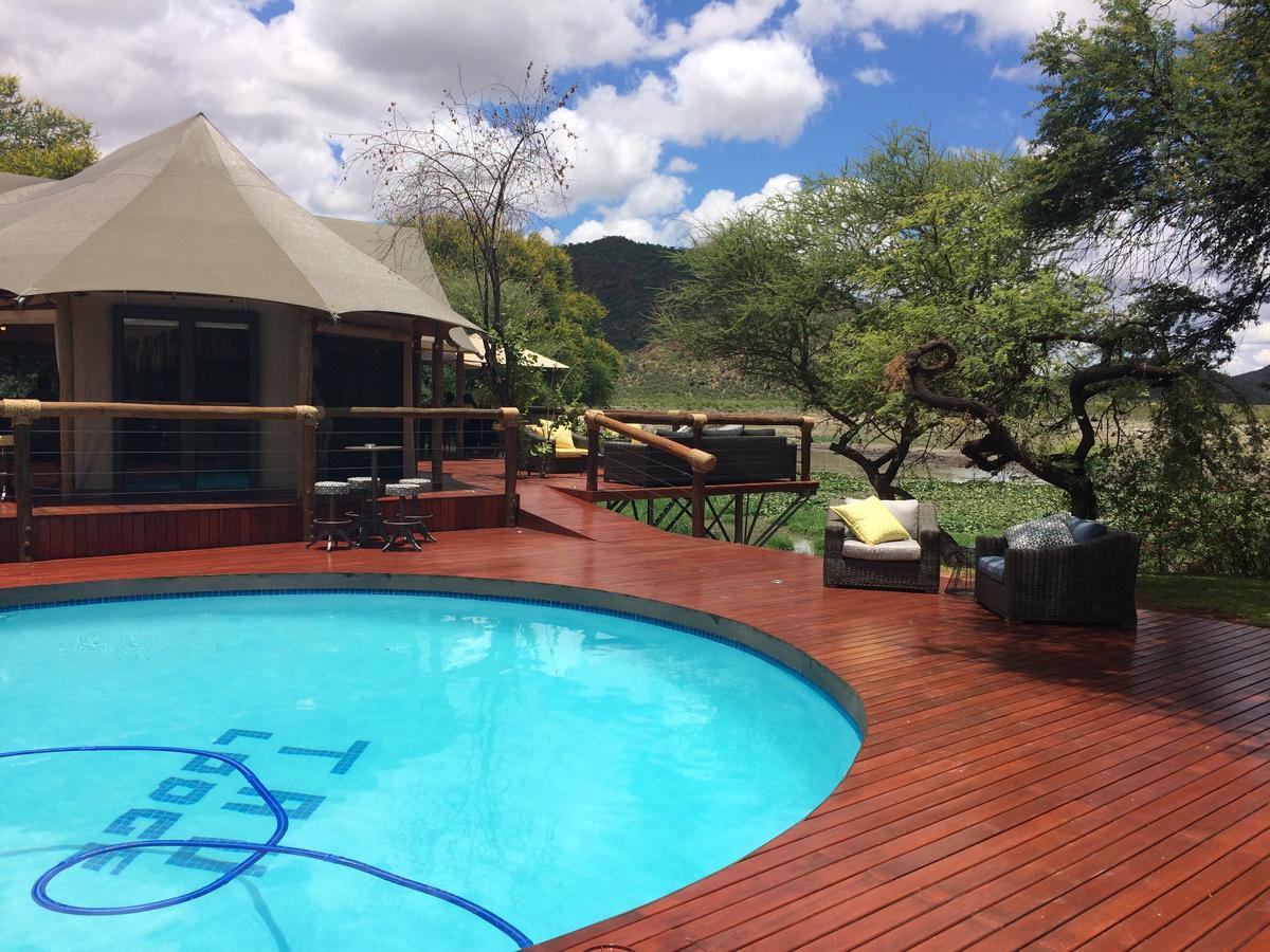 Tau Game Lodge Madikwe Game Reserve Dış mekan fotoğraf